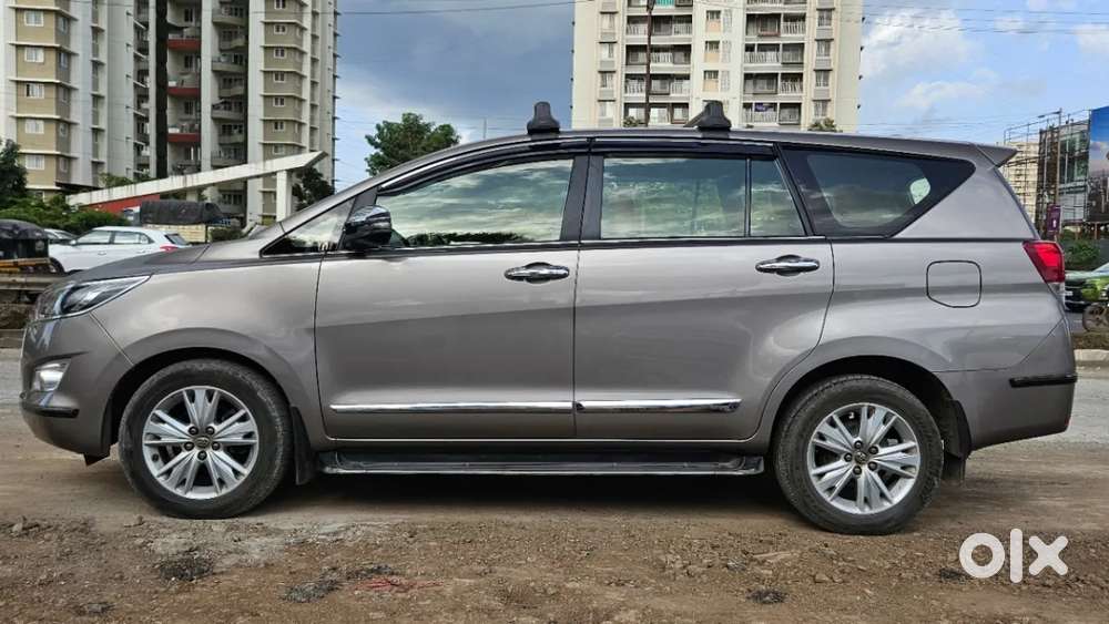 Toyota Innova Crysta 2.8 Zx At 7 Seater, 2019, Diesel