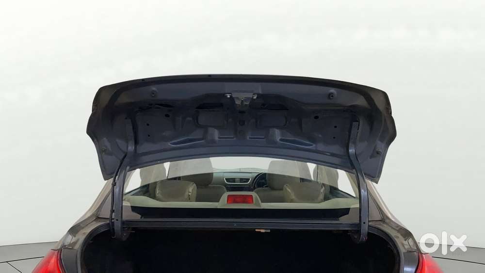 Maruti Suzuki Swift Dzire Vxi 1.2, 2015, Petrol