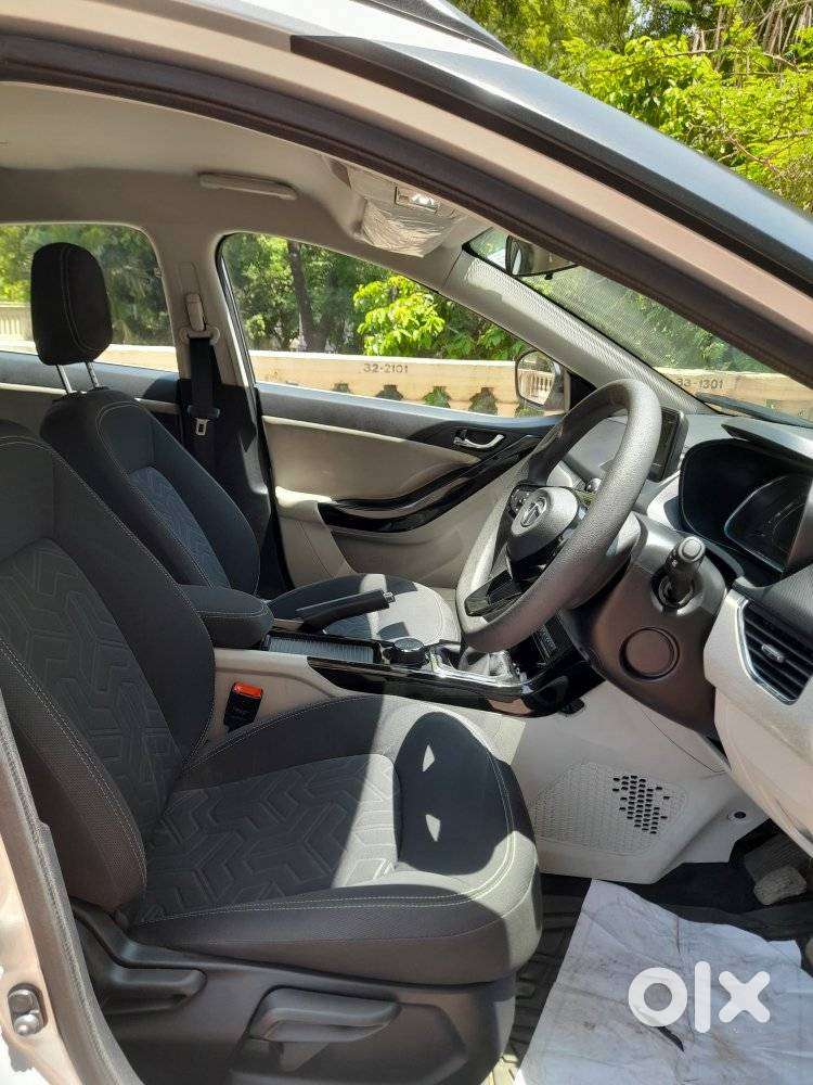 Tata Nexon 1.2 Revotron Xz Plus, 2020, Petrol