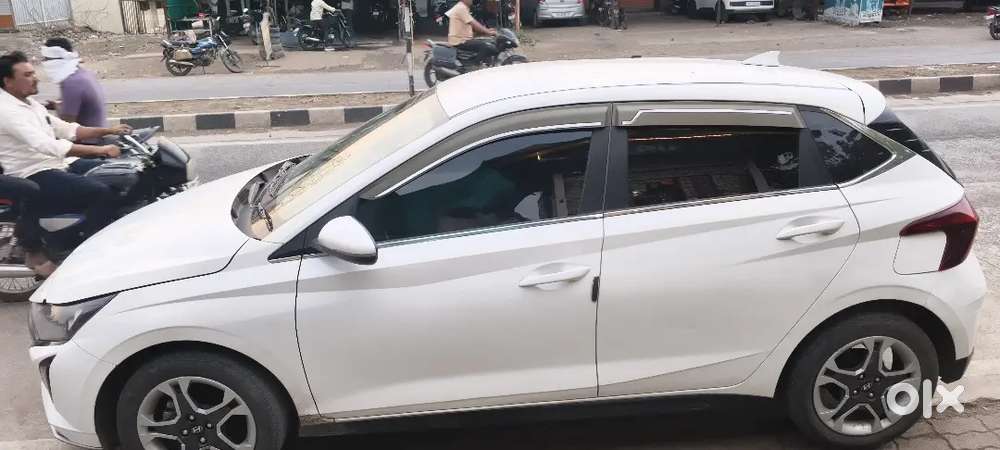 Hyundai I20 2024 Petrol 30000 Km Driven