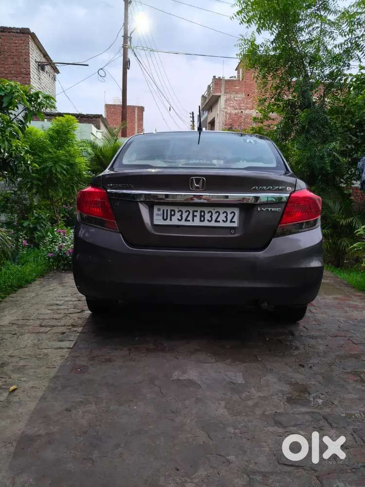 Honda Amaze 2nd Gen 2013 Petrol 120000 Km Driven