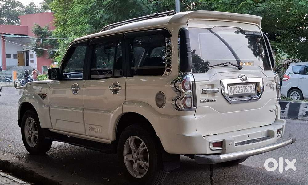Mahindra Scorpio S10, 2015, Diesel