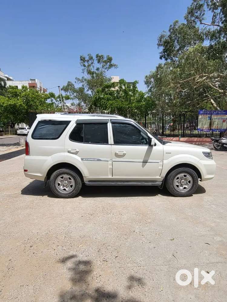 Tata Safari Storme 2018 Diesel Well Maintained