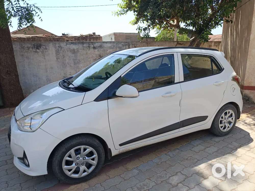 Hyundai Grand I10 2017 Cng & Hybrids 122000 Km Driven