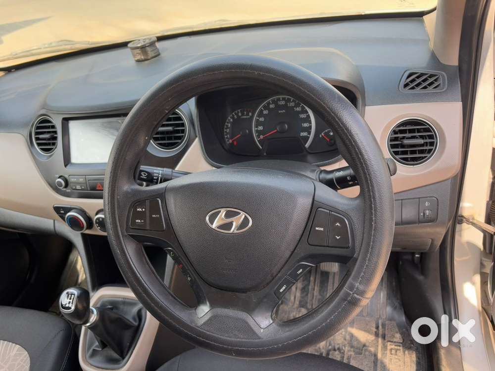 Hyundai Grand I10 2016-2017 Sportz, 2017, Petrol