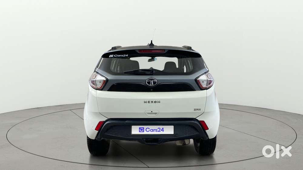 Tata Nexon 1.2 Revotron Xza Plus, 2018, Petrol