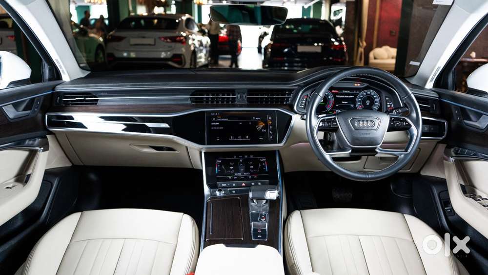 Audi A6 2.0 45 Tfsi Premium Plus, 2024, Petrol