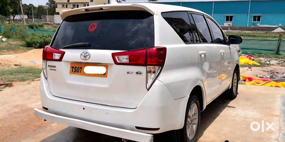 Toyota Innova Crysta 2.4 G Mt 8s, 2018, Petrol