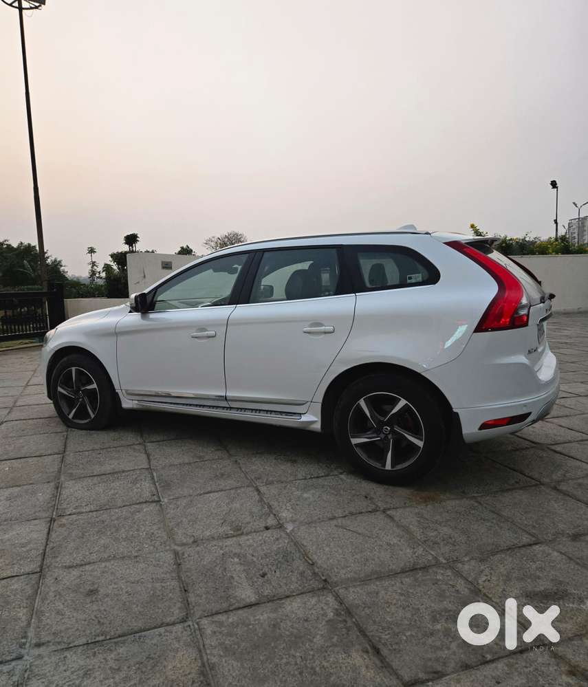 Volvo Xc60 D5 Awd Automatic, 2016, Diesel