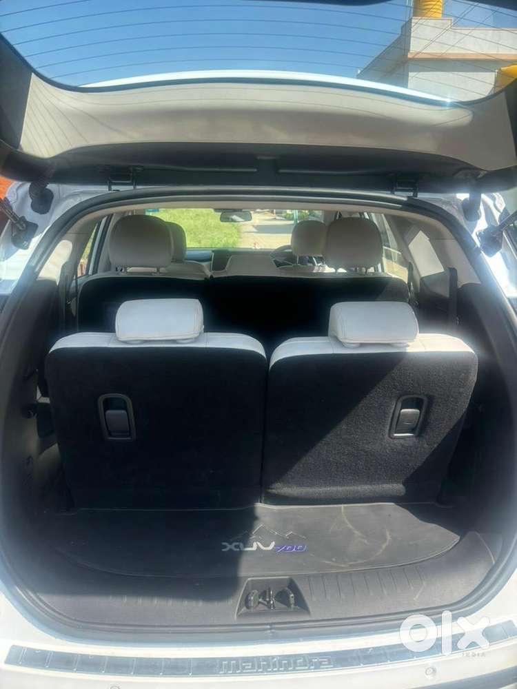 Mahindra Petrol 2024 Car