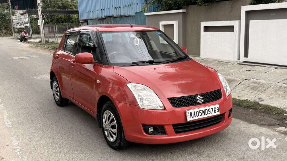 Maruti Suzuki Swift Vxi Optional, 2006, Petrol