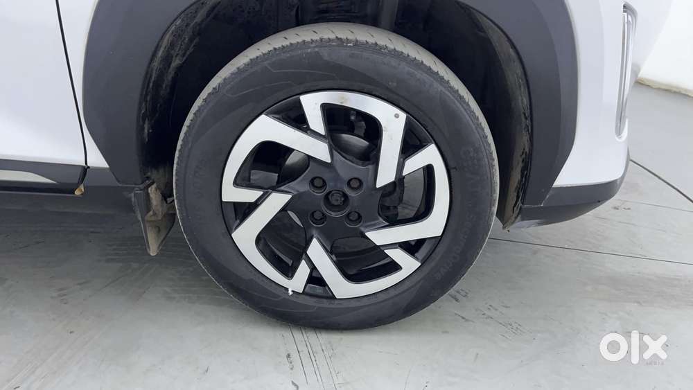 Nissan Magnite 1.0 Xv Premium Turbo Cvt, 2022, Petrol