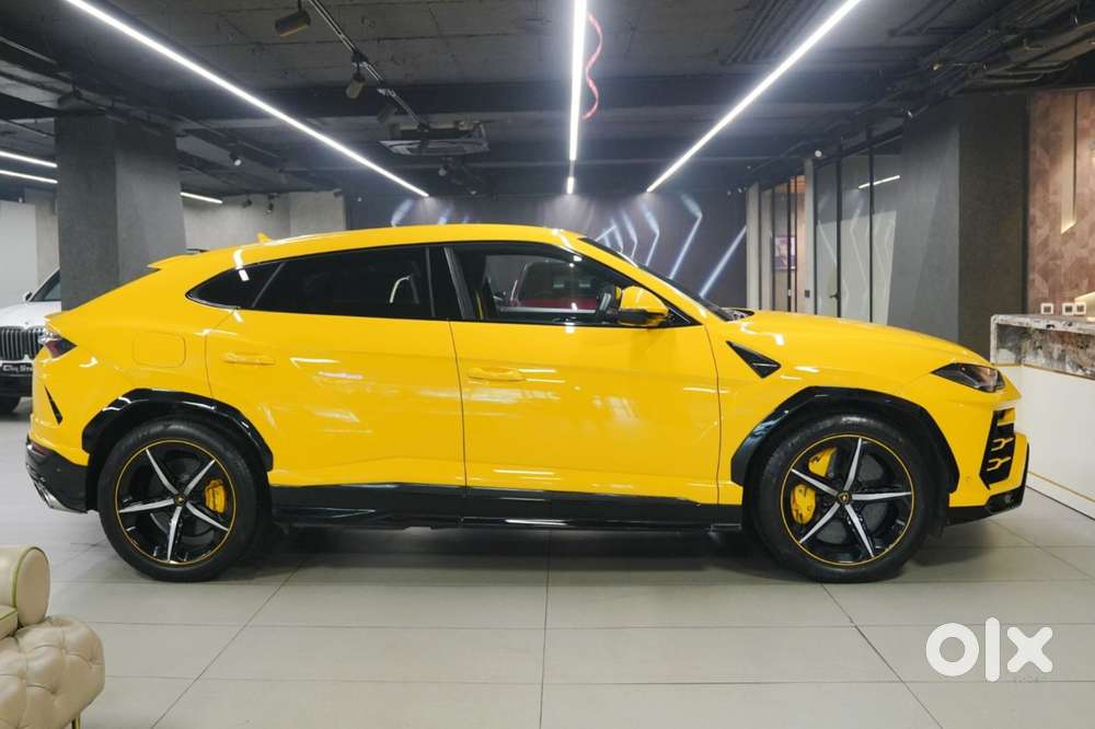Lamborghini Urus V8, 2018, Petrol