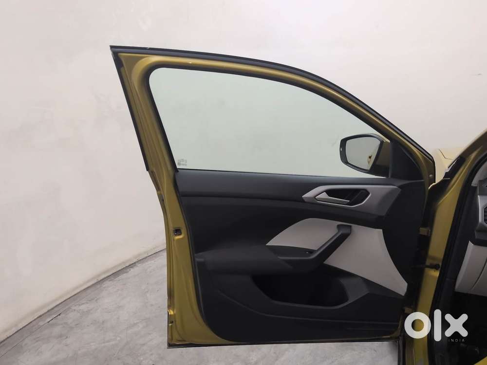 Volkswagen Taigun 1.0 Tsi Highline At, 2021, Petrol