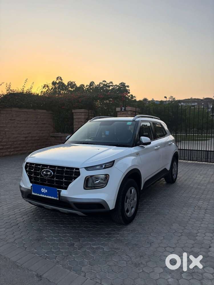 Hyundai Venue S Mt 1.2 Kappa, 2022, Petrol