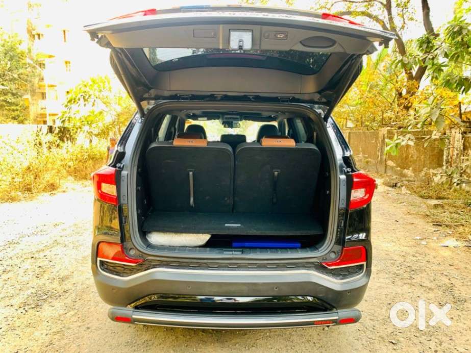 Mahindra Alturas G4 4wd At, 2021, Diesel