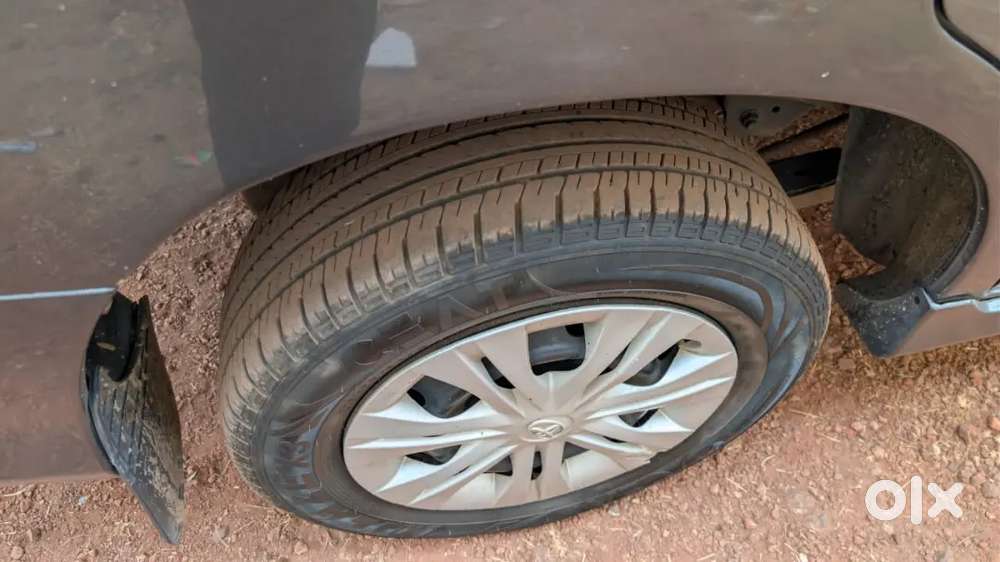 Toyota Innova 2015 Diesel 182000 Km Driven