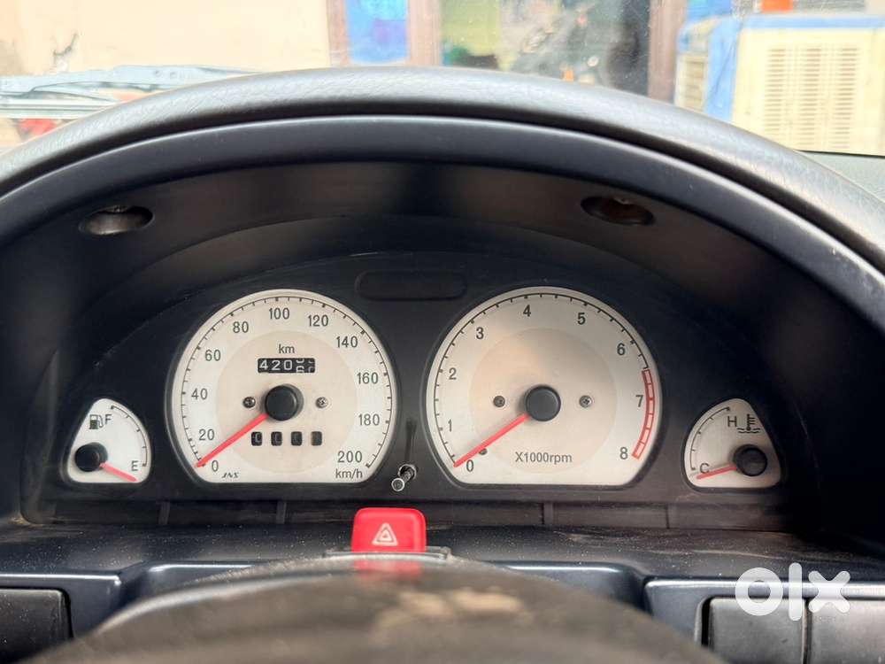 Maruti Suzuki Esteem Petrol 2005