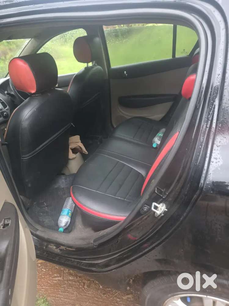 2010 Hyundai I20 Asta Diesel Manual Car