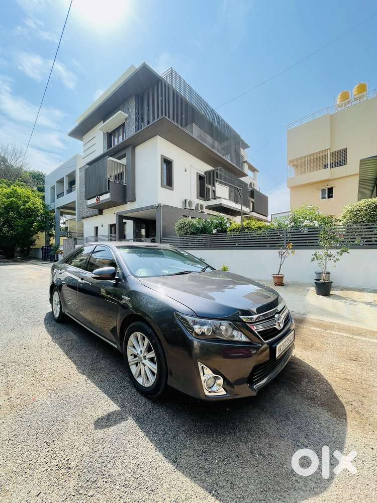 Toyota Camry 2.5 Hybrid, 2014, Petrol