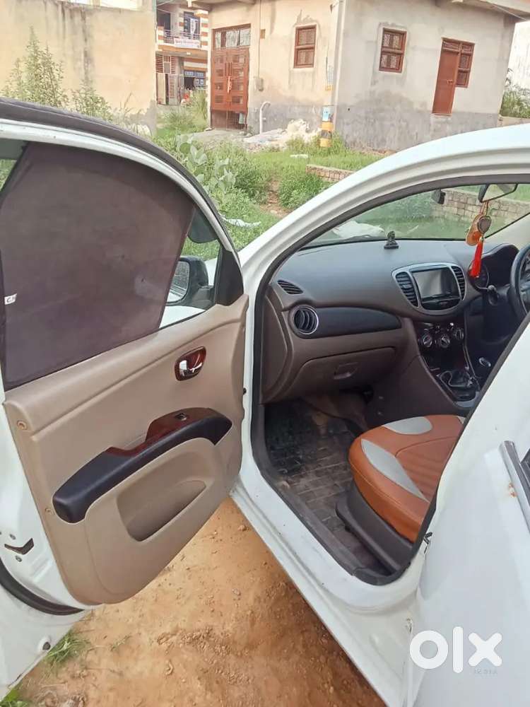 Hyundai Grand I10 Magna 2013 Car