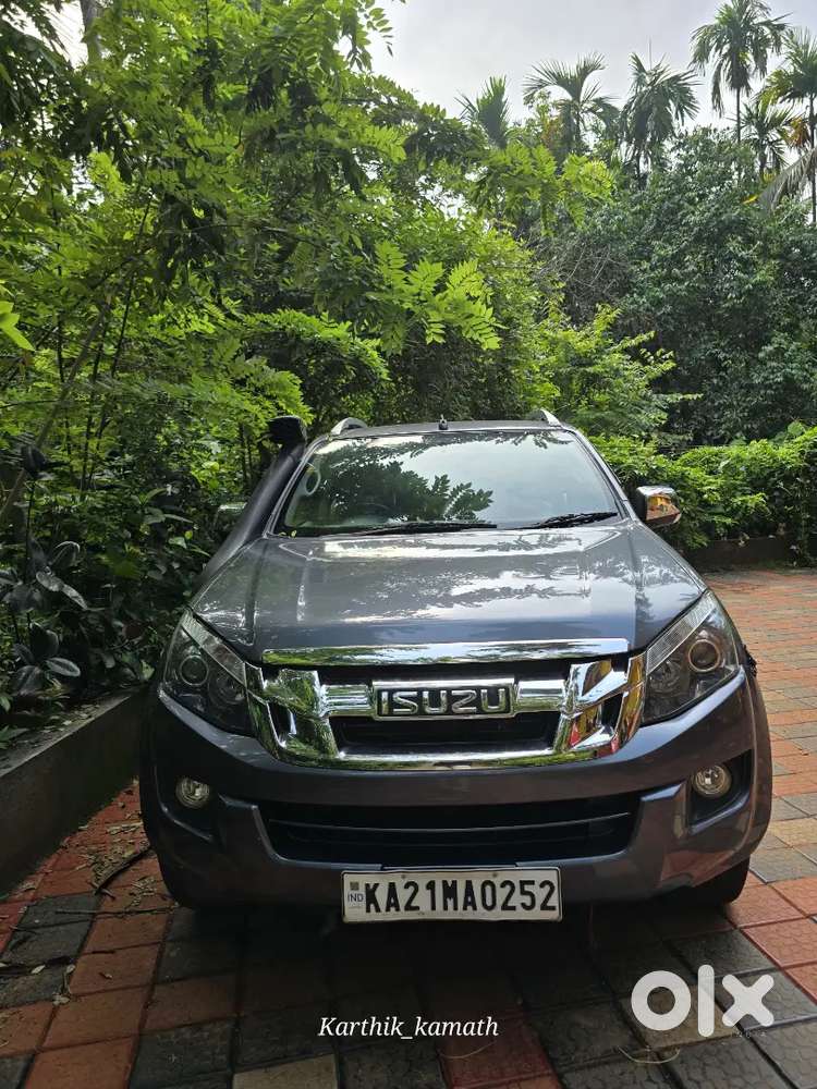 Isuzu V-cross 2018 Manual