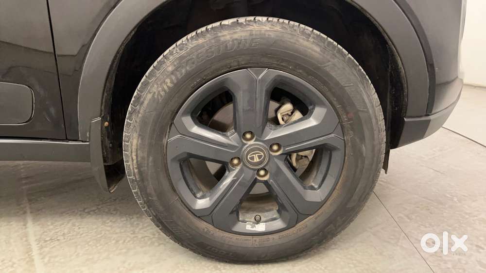 Tata Nexon 1.5 Revotorq Xza Plus (o) Dual Tone, 2022, Petrol