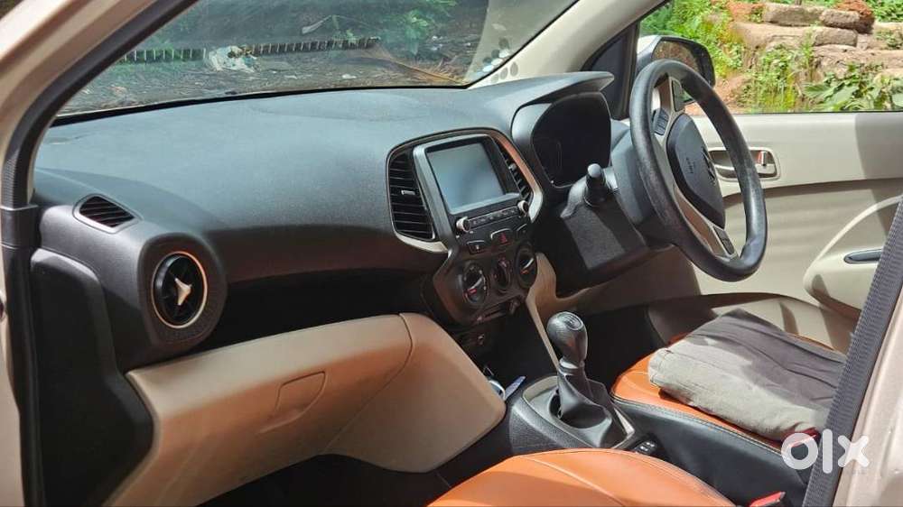 Hyundai Santro Sportz For Sale — 1st Owner