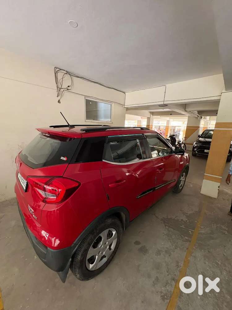 Mahindra Xuv300 2024 Petrol 9350 Km Driven
