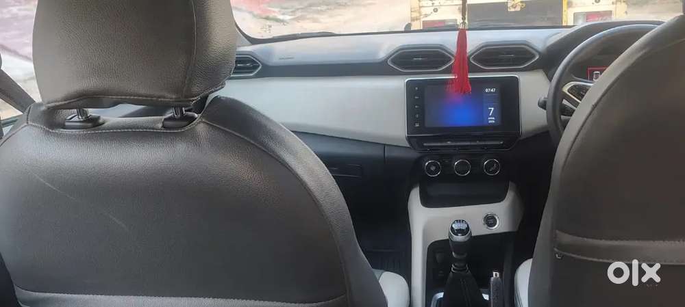 Nissan Magnet