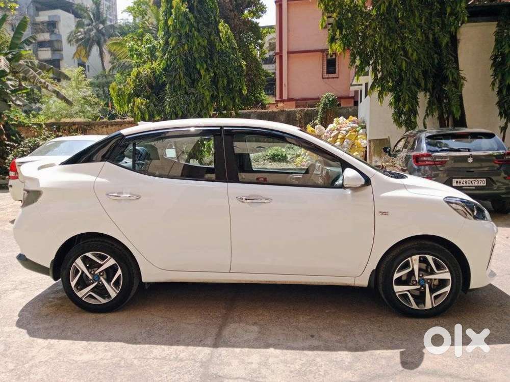 Hyundai Aura Sx Plus Automatic, 2024, Petrol