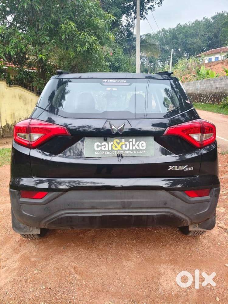 Mahindra Xuv300 W4, 2024, Petrol