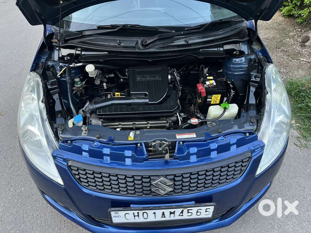 Maruti Suzuki Swift Vxi, 2012, Petrol