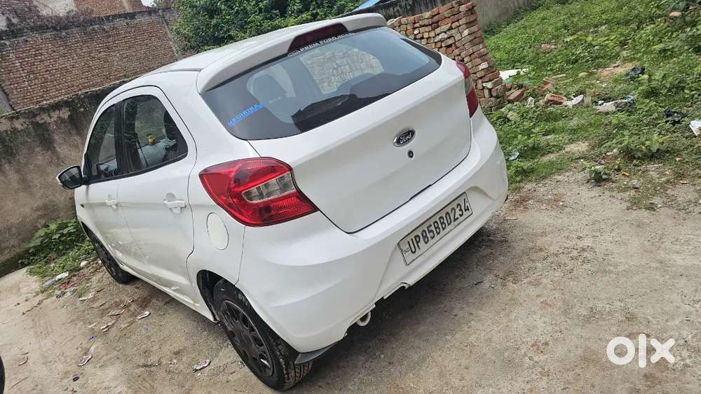 Ford Figo Titanium 2017
