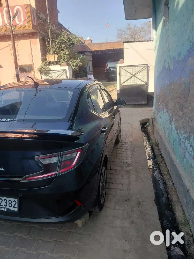 Hyundai Aura 2023 Cng & Hybrids 33000 Km Driven