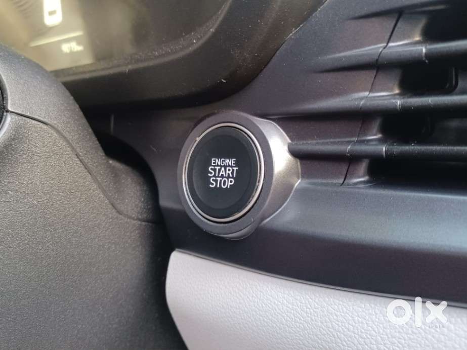Hyundai I20 Asta (o) 1.2 Ivt, 2024, Petrol