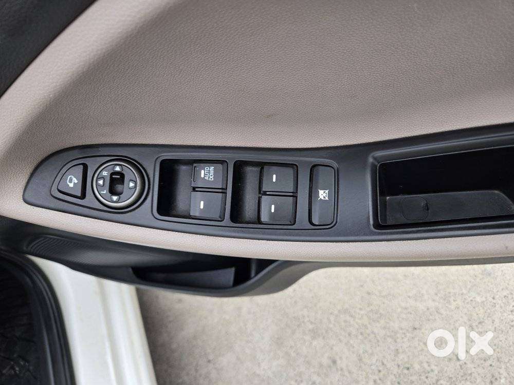 Hyundai I20 Sportz 1.2 Vtvt, 2018, Petrol