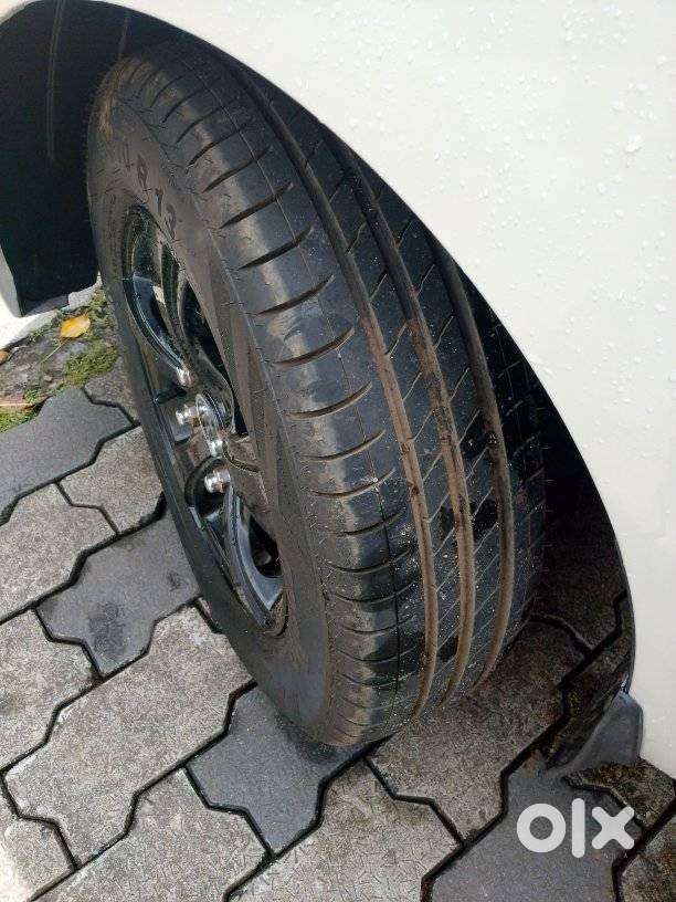 Hyundai I10 Sportz, 2014, Petrol