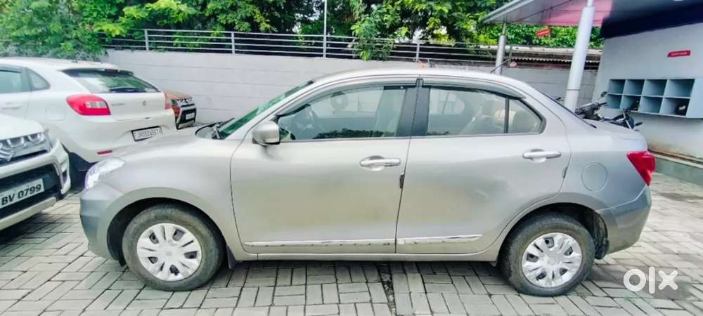 Maruti Suzuki Dzire 1.2 Vxi, 2021, Petrol