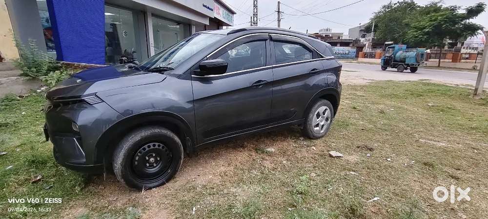 Tata Nexon Pure 2025