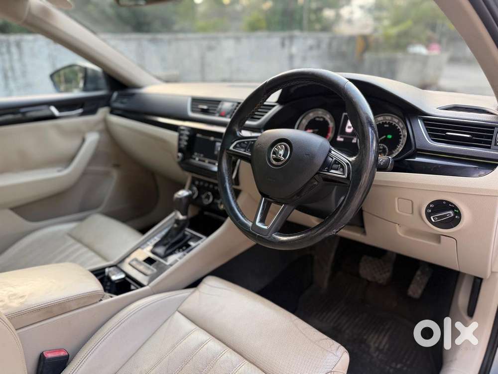 Skoda Superb Lk 1.8 Tsi At, 2016, Petrol