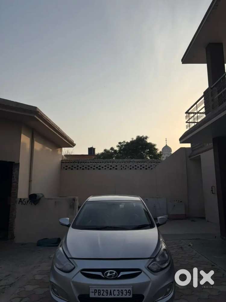 Hyundai Fluidic Verna 2013