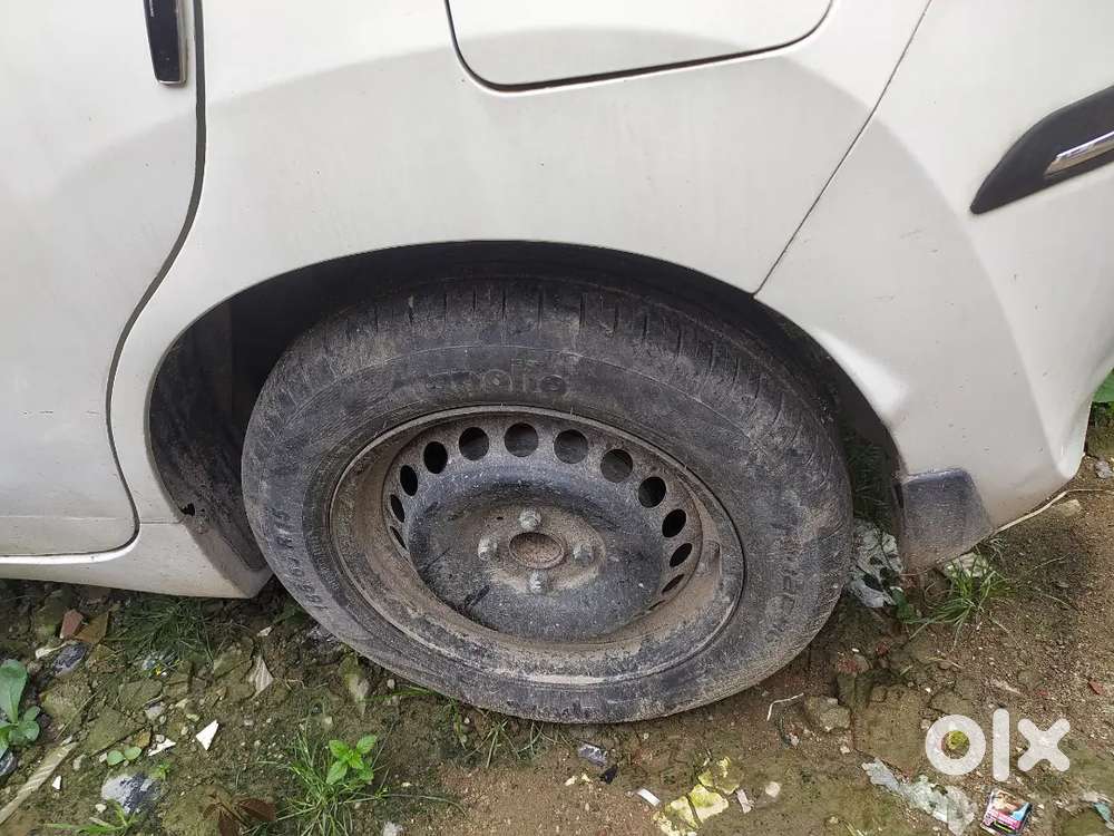 Toyota Glanza 1.2 E 2024 Model Urgent Sell