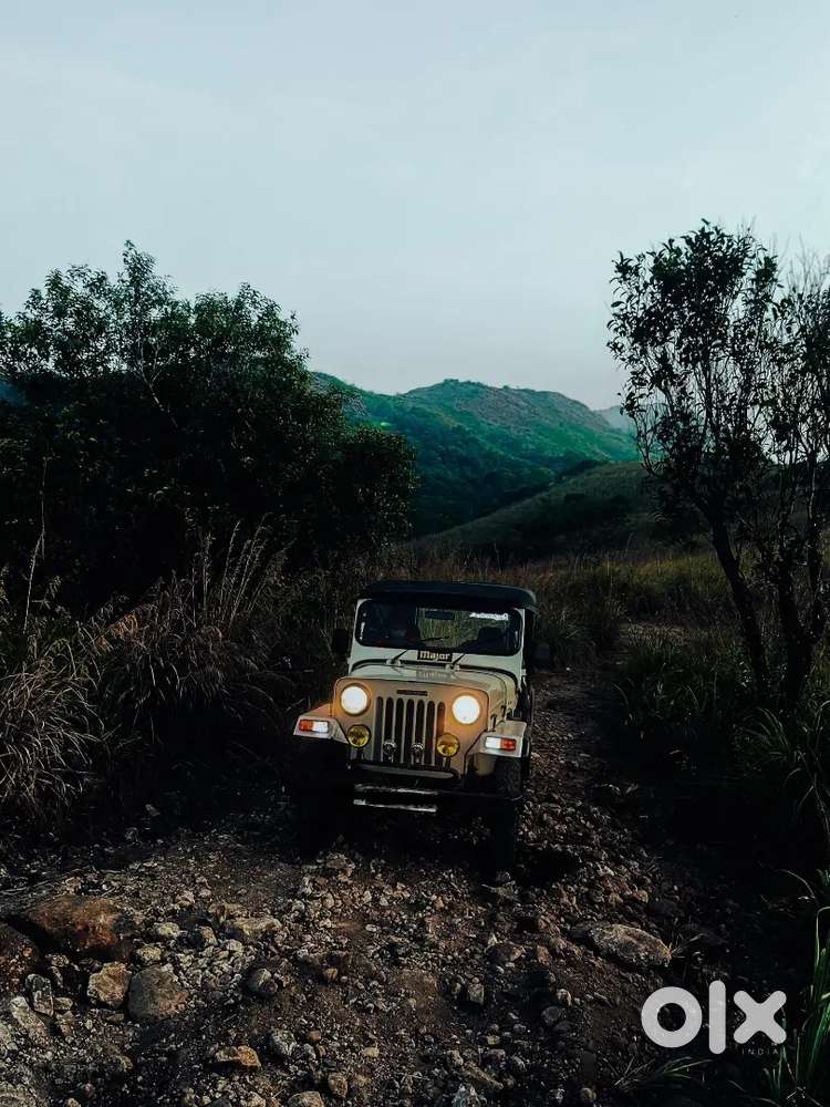 Mahindra Jeep 1999
