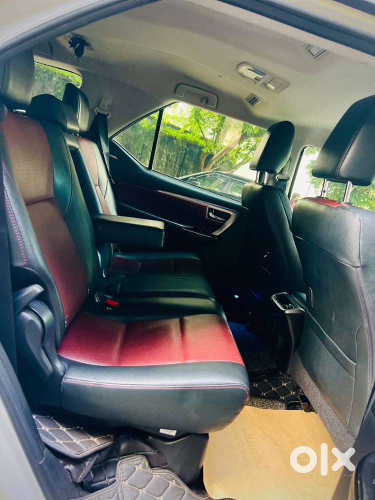 Toyota Fortuner Legender 4x2 At 2.8, 2023, Diesel