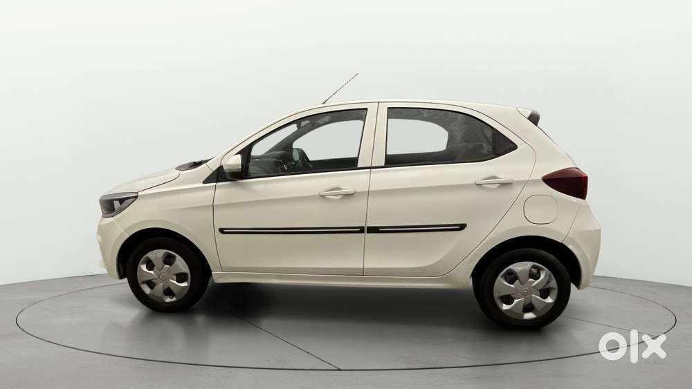 Tata Tiago 1.05 Revotorq Xt Option, 2021, Petrol