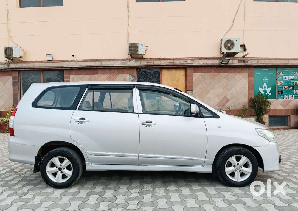 Toyota Innova 2.5 Gx 7 Seater Limited Edition, 2015, Diesel