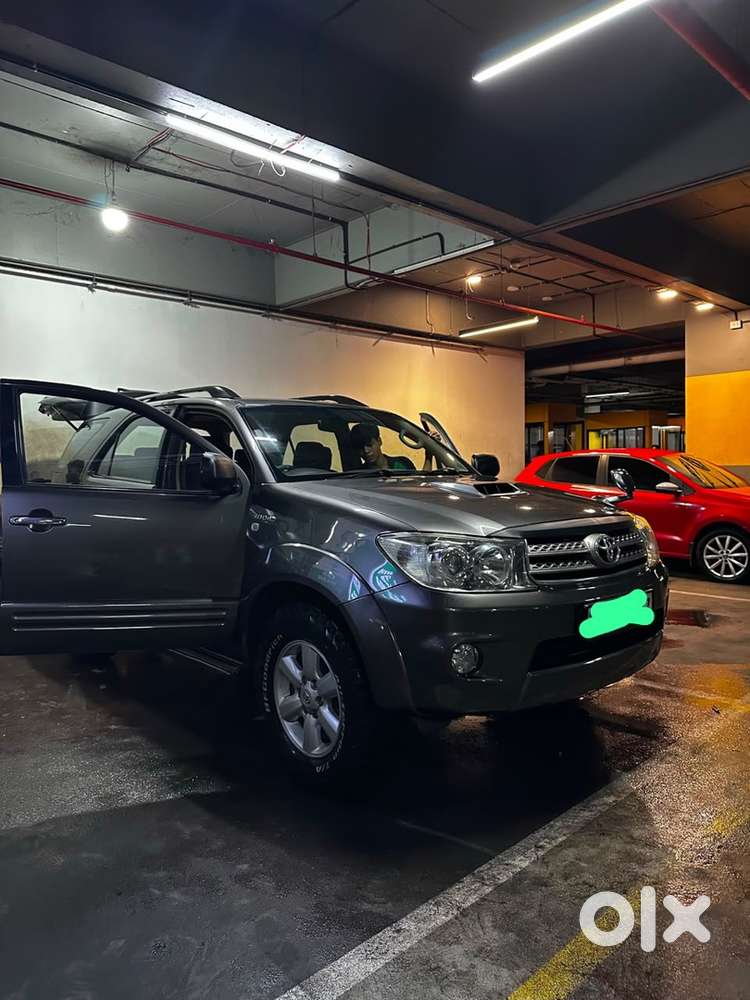 Toyota Fortuner Diesel 2010