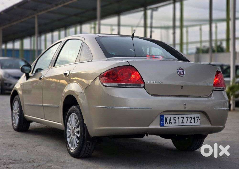 Fiat Linea Emotion Pk 1.4, 2010, Petrol