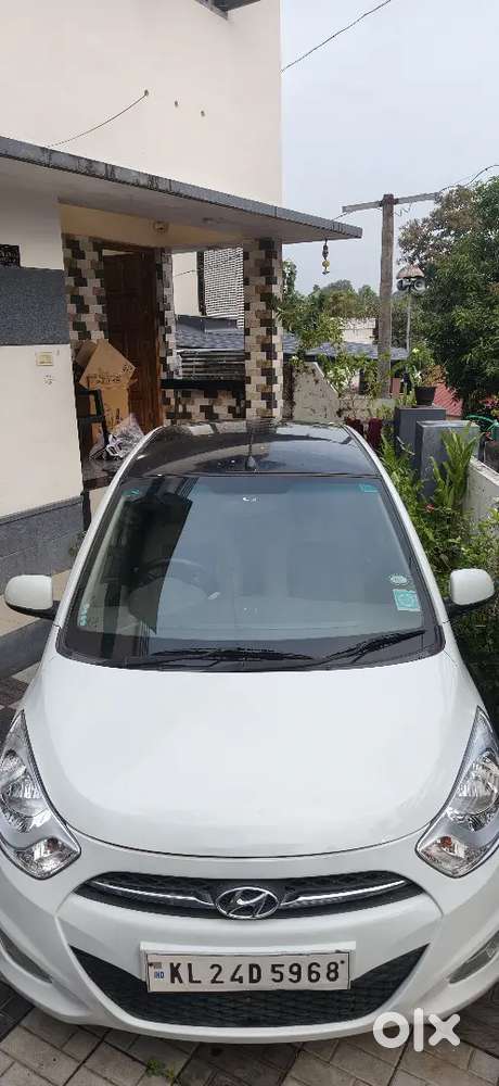 Hyundai I10 Sportz 2011 Petrol